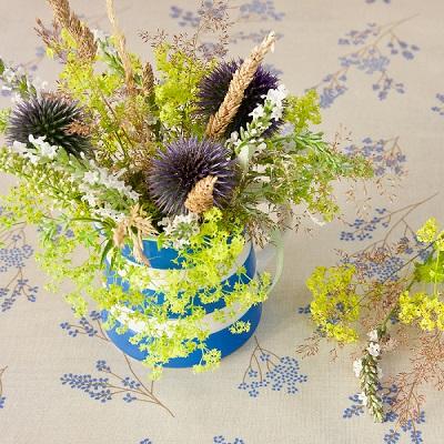 SIMPLE POSY STYLING