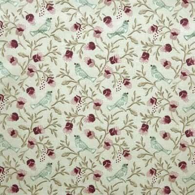 HOW TO REMOVE CREASES FROM YOUR TABLECLOTH