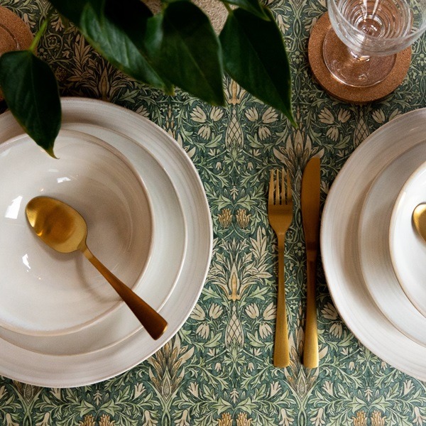 Green tablecloths Green tablecloths