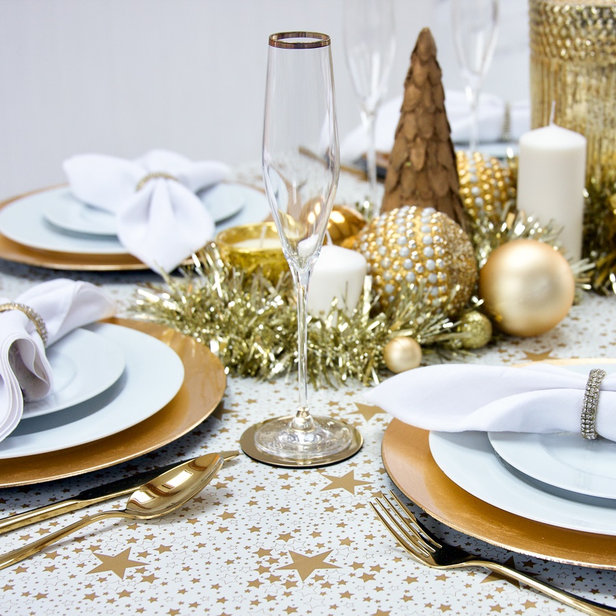 Christmas Tablecloths